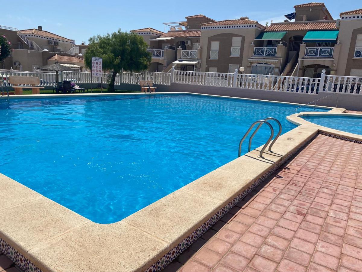 Roof Terrace With Pool, Bikes Included Apartment *