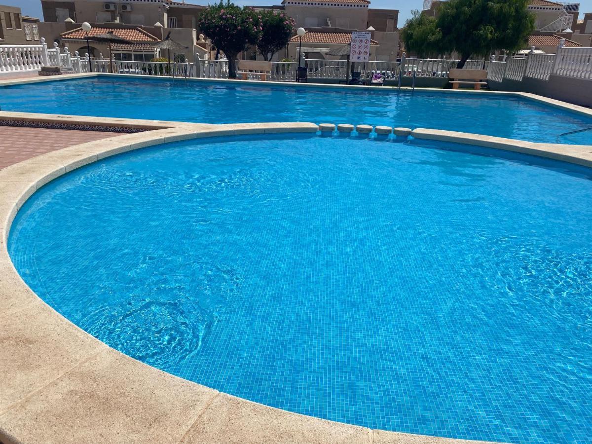 Roof Terrace With Pool, Bikes Included Torrevieja