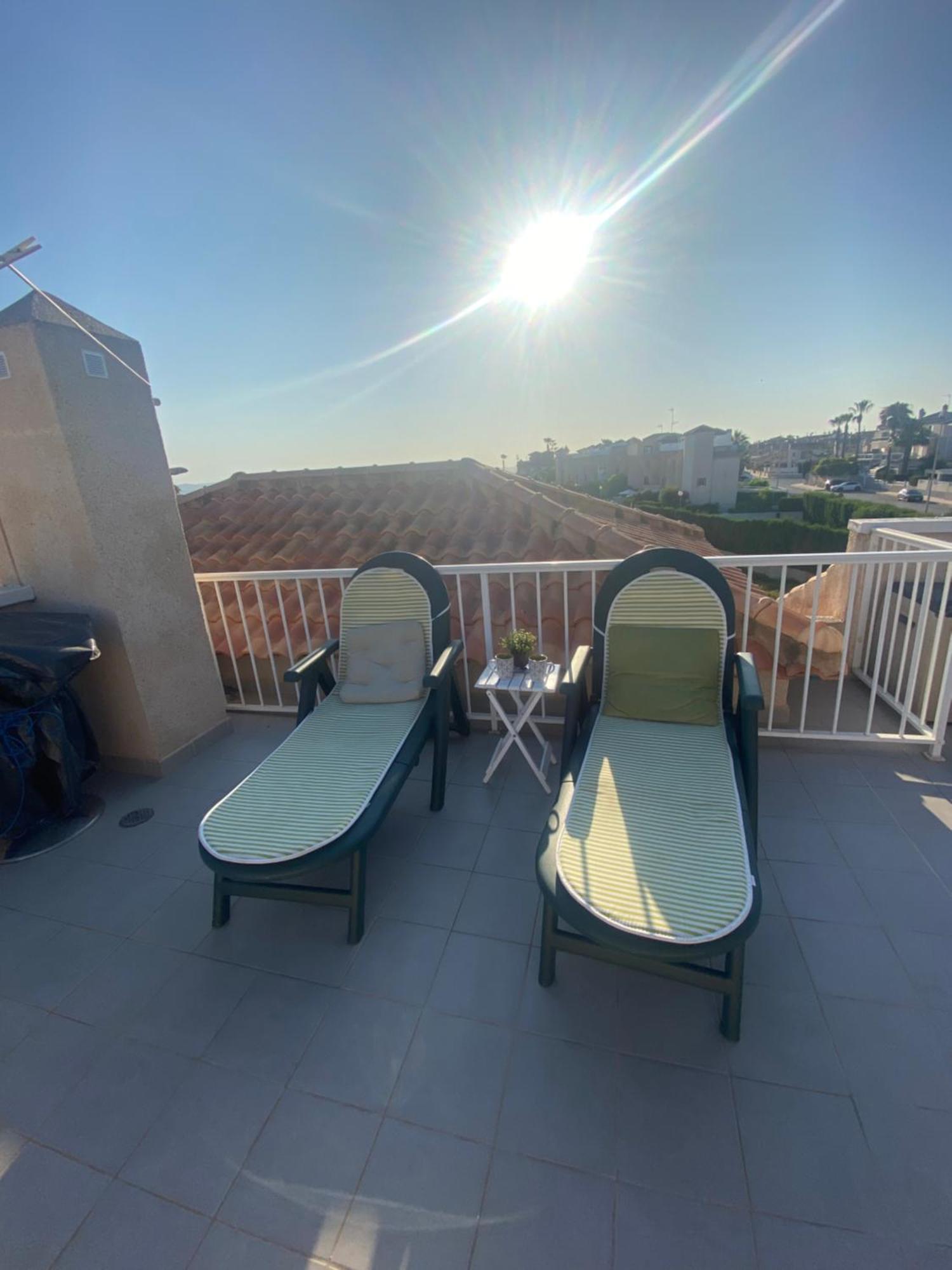 Roof Terrace With Pool, Bikes Included Appartement Torrevieja